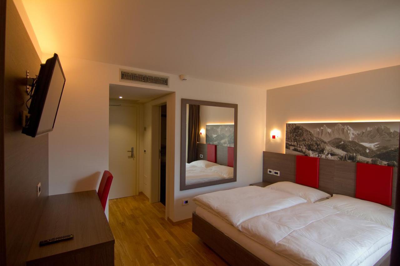 Hotel Comfort Erica Dolomiti Val D'Adige Salorno Bagian luar foto