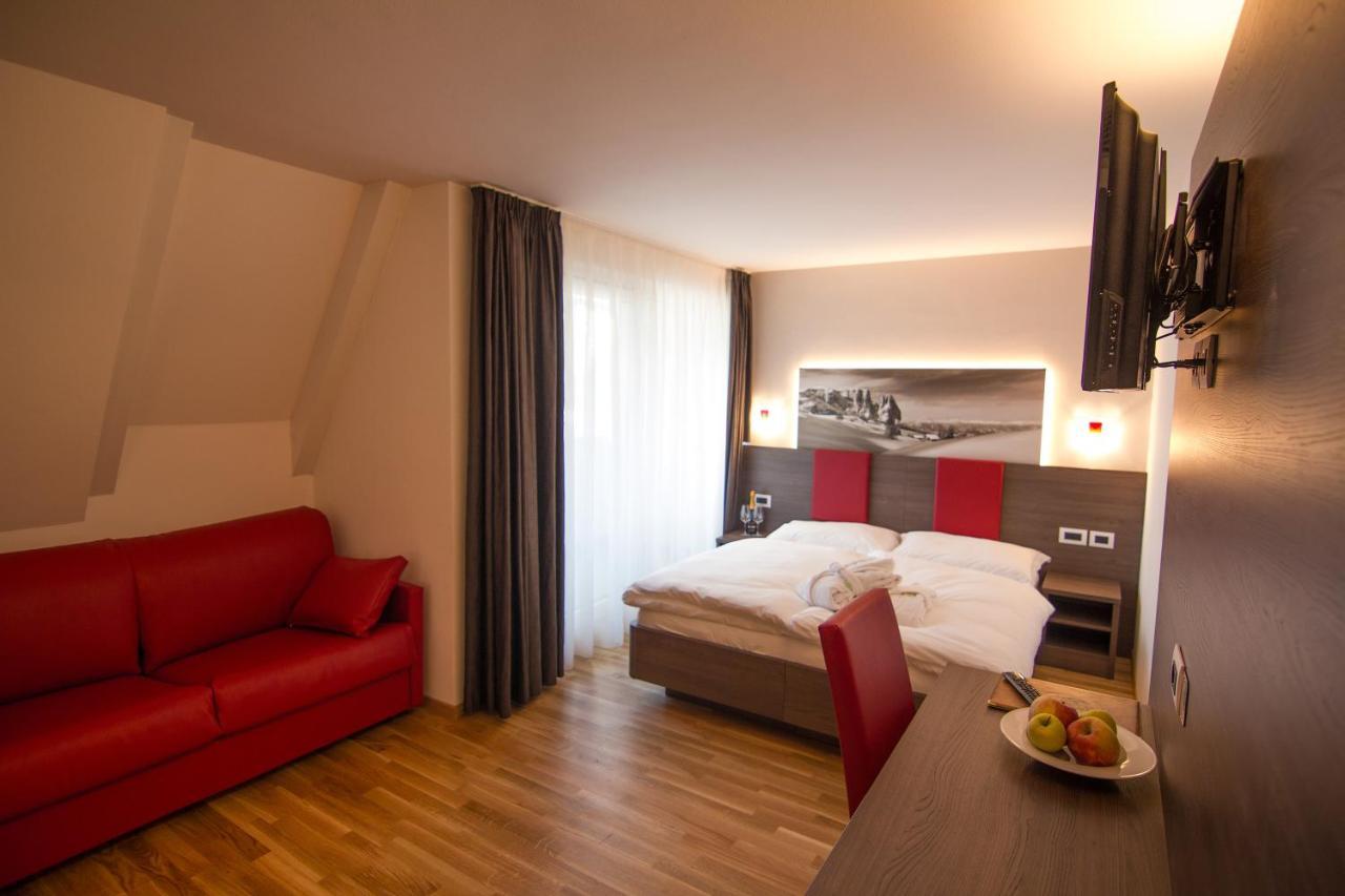 Hotel Comfort Erica Dolomiti Val D'Adige Salorno Bagian luar foto
