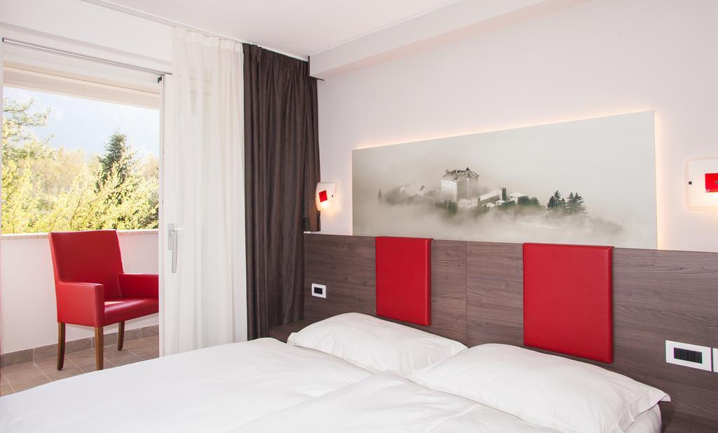 Hotel Comfort Erica Dolomiti Val D'Adige Salorno Bagian luar foto