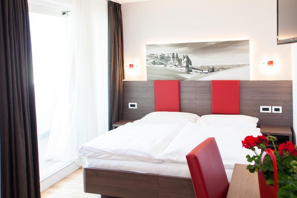 Hotel Comfort Erica Dolomiti Val D'Adige Salorno Bagian luar foto